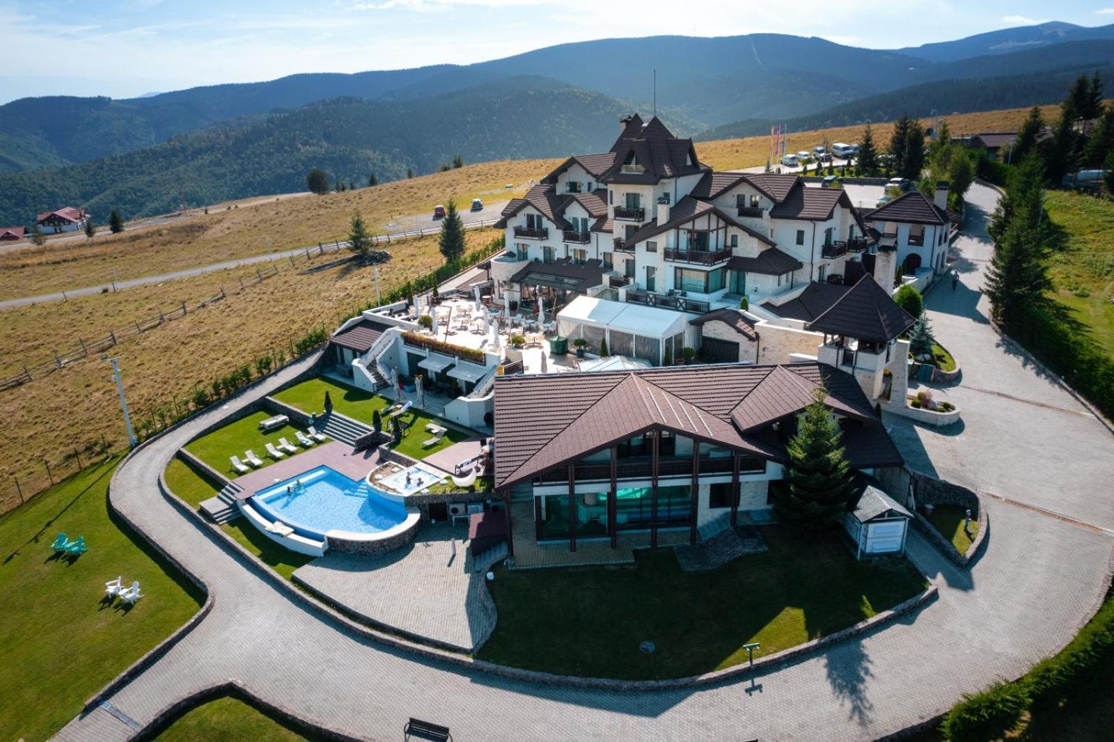 Castelnor Hotel Păltiniş Exterior foto