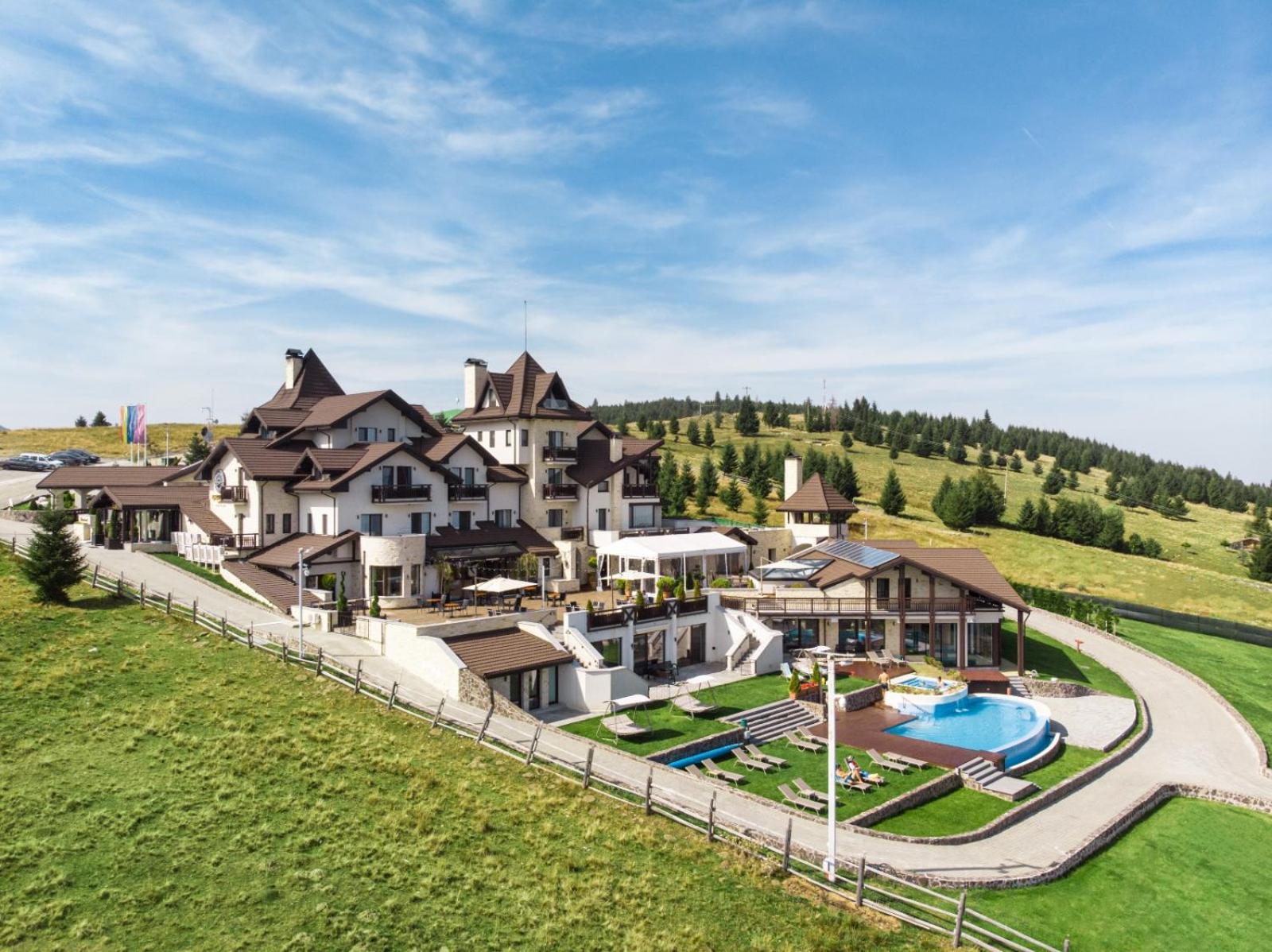 Castelnor Hotel Păltiniş Exterior foto